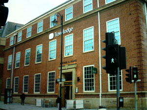 Travelodge Chester Central 4